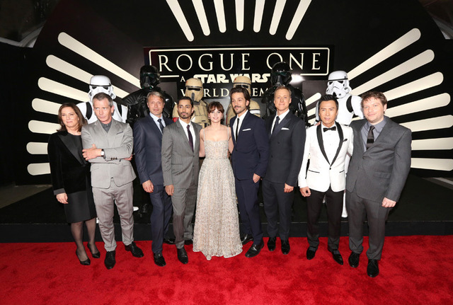 『ローグ・ワン／スター・ウォーズ・ストーリー』ワールドプレミア（C）2016 Lucasfilm Ltd. All Rights Reserved.