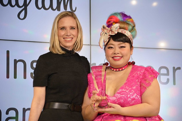 マーニー・レヴィーン＆渡辺直美／「#MVI」2016授賞式