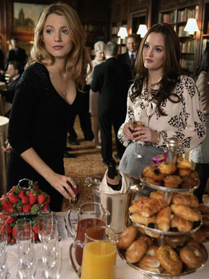 高校最後の年を迎えるセリーナ＆ブレア　-(C) Warner Bros. Entertainment Inc.