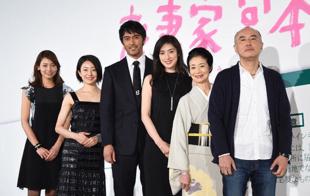 相武紗季、菅野美穂、阿部寛、天海祐希、富司純子、遊川和彦監督／映画『恋妻家宮本』完成披露舞台挨拶