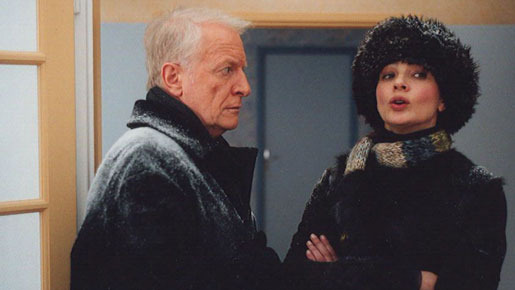 『プライベート・フィアズ・イン・パブリック・プレイシズ』メイン