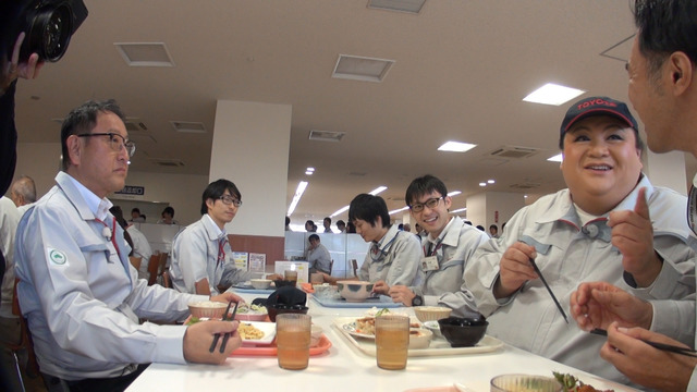 「夜の巷を徘徊する 特別編（クルマ開発の研究所を見学）」