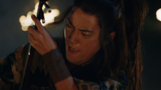 浦島太郎（桐谷健太）／au「三太郎」シリーズCM「やってみよう」篇