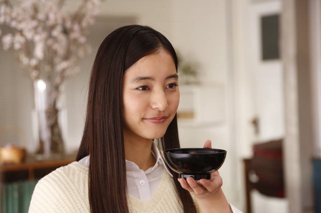 『僕らのごはんは明日で待ってる』（C）2017『僕らのごはんは明日で待ってる』製作委員会