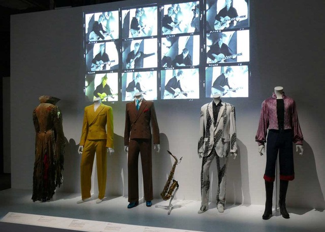 大回顧展「DAVID BOWIE is」