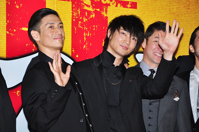 綾野剛＆伊勢谷友介／『新宿スワンII』完成披露舞台挨拶