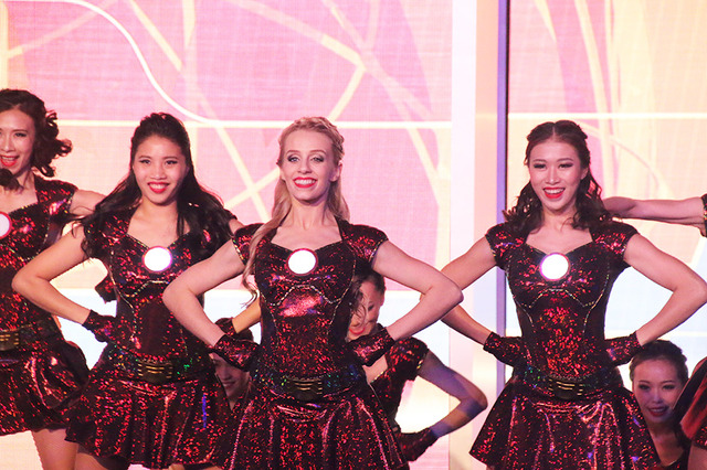 新しいエリア「スターク・エクスポ」のグランドオープニング・セレモニー