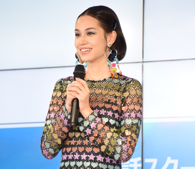 水原希子／英会話スクール「NOVA」新CM発表会