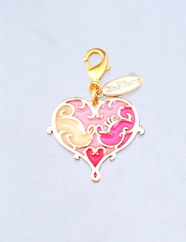 「東京ディズニーシー15周年“ザ・イヤー・オブ・ウィッシュ”ウィッシュ・オーナメント限定チャーム」（￥500）