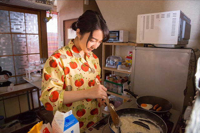 -(C)鈴木小波／講談社・「ホクサイと飯さえあれば」製作委員会・MBS