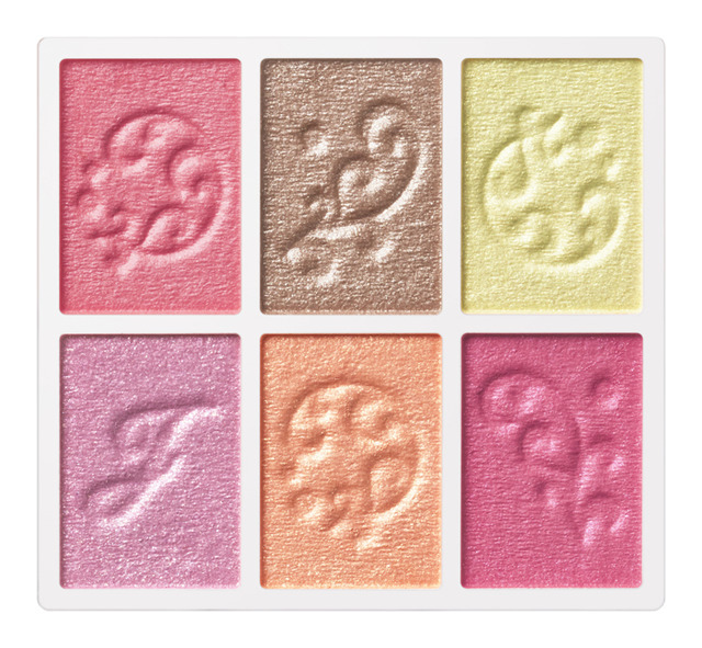 「ジルスチュアート マカロンクチュールアイズ」／framboise & pistachio assort （5,000円）