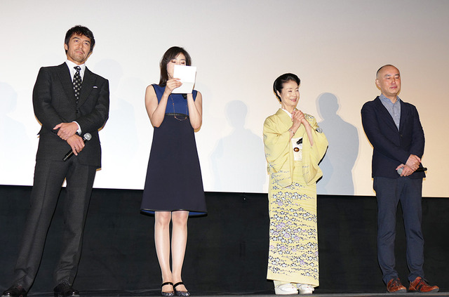 『恋妻家宮本』初日舞台挨拶