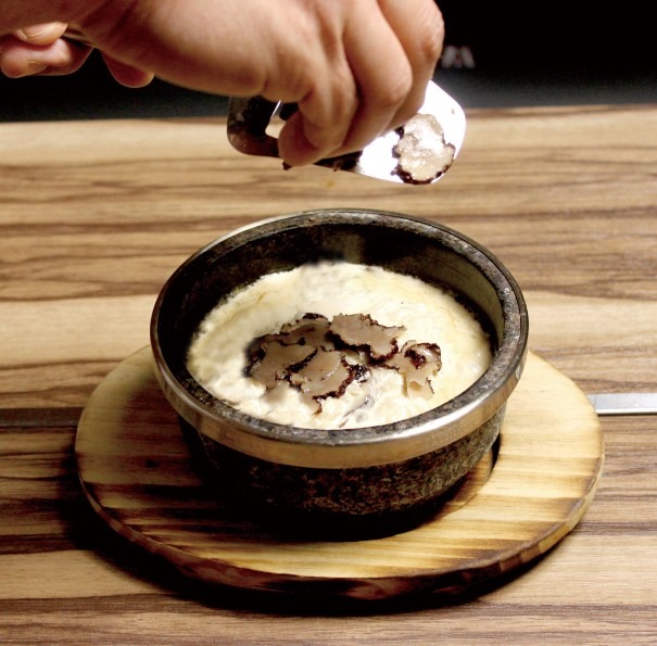 「CHEESE CRAFT WORKS ダイバーシティ東京プラザ」4種チーズの石焼キノコリゾット