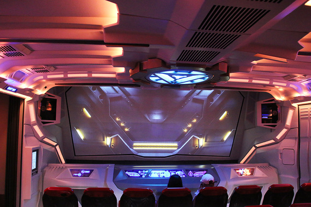 新ライドアトラクション「アイアンマン・エクスペリエンス」