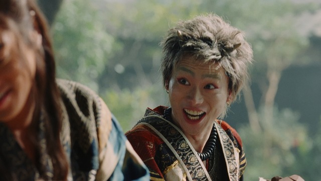 au三太郎 新CM「本命？」篇