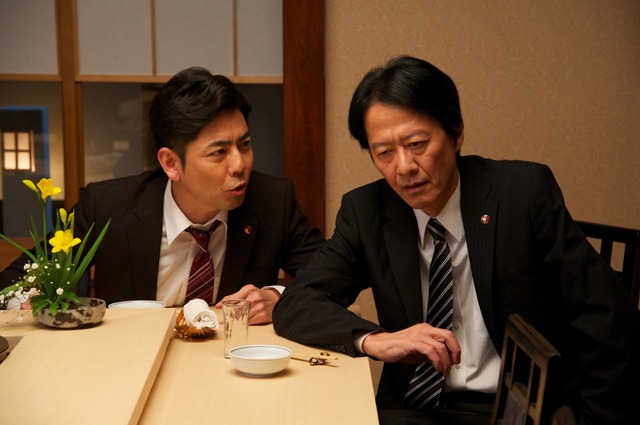 『相棒-劇場版IV-首都クライシス 人質は50万人！特命係 最後の決断』 （C）2017「相棒-劇場版IV-」パートナーズ