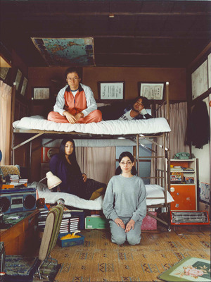 『乱暴と待機』　−(C) 2010『乱暴と待機』製作委員会