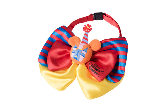 蝶ネクタイ 各800 円