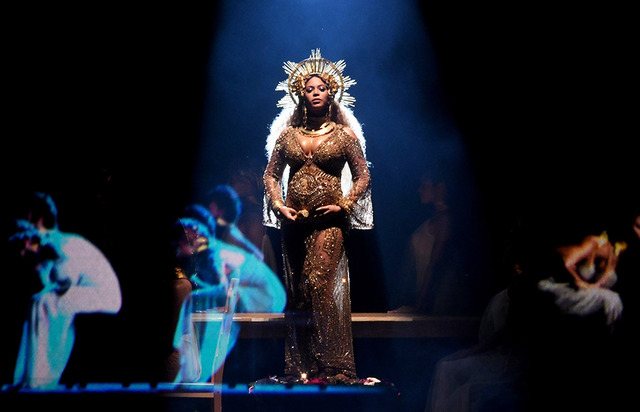 ビヨンセ／第59回グラミー賞授賞式-(C)Getty Images