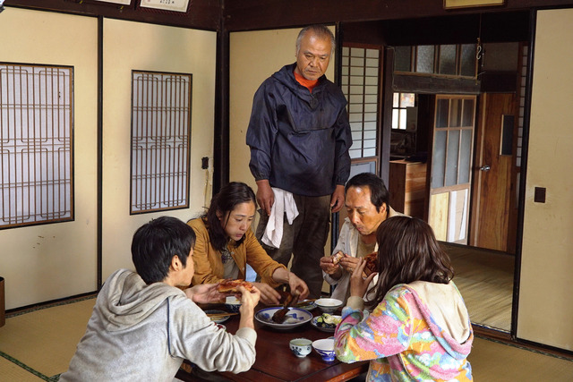 『サバイバルファミリー』(C)2017フジテレビジョン　東宝　電通　アルタミラピクチャーズ