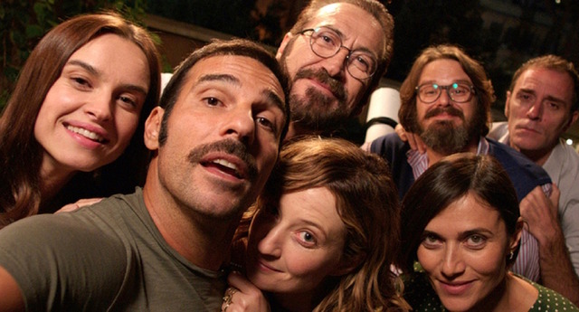 『おとなの事情』　（C）Medusa Film 2015