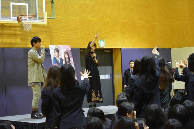 『きょうのキラ君』女子高サプライズ訪問