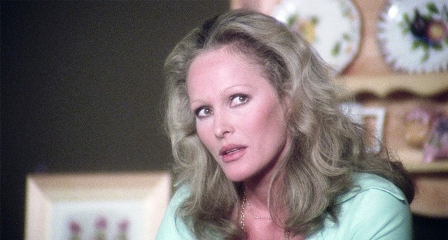 『白衣に秘められた幻想』