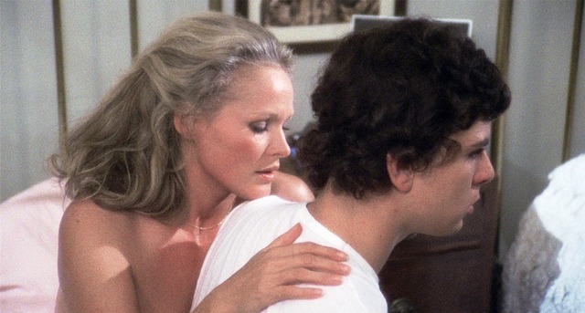 『白衣に秘められた幻想』