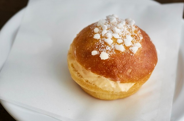 「EGG STAND(エッグスタンド)」EGG CREAMPAN