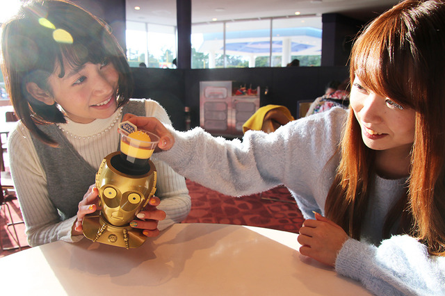 バニラムース＆コーヒーゼリーのカップデザート スーベニアホルダー付き