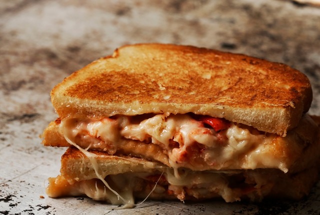 ロブスターロール専門店「LUKE’S 」ロブスターグリルドチーズ