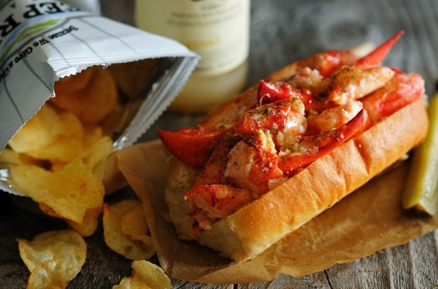 ロブスターロール専門店「LUKE’S 」ロブスターロール