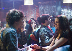 『アドベンチャーランドへようこそ』 -(C) Buena Vista Home Entertainment, Inc.