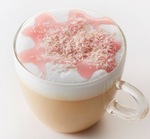 「ＳＡＫＵＲＡ ティーカプチーノ」 （HOTのみ）530円（トールサイズのみ）