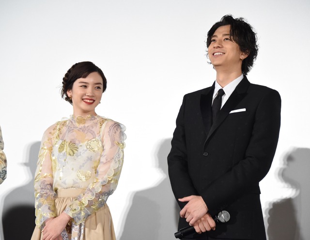 永野芽郁、三浦翔平／映画『ひるなかの流星』公開記念舞台挨拶