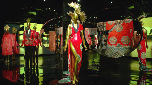 『メットガラ ドレスをまとった美術館』　（C）2016 MB Productions, LLC