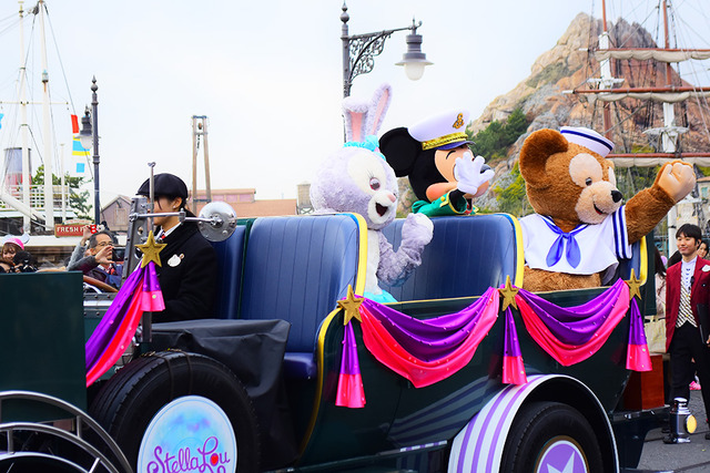 「ステラ・ルーのグリーティングドライブ」