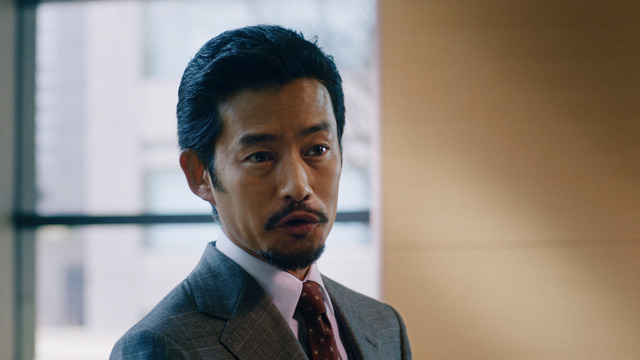 「uno 大人自在。 ハイブリッドハード」篇