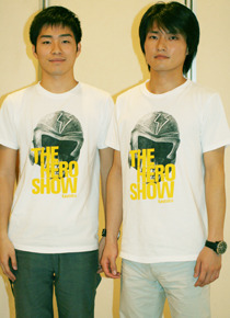 『ヒーローショー』　ジャルジャル　photo：Yoko Saito