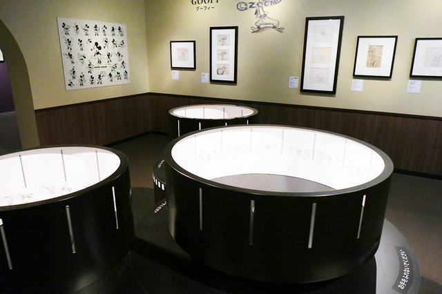 All Disney artwork (C) Disney Enterprises Inc.