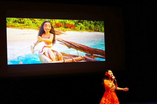 All Disney artwork (C) Disney Enterprises Inc.