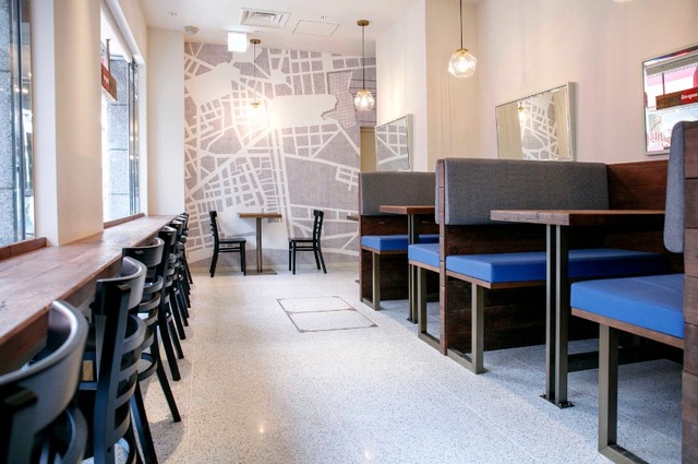 「napoli 広尾店」内観