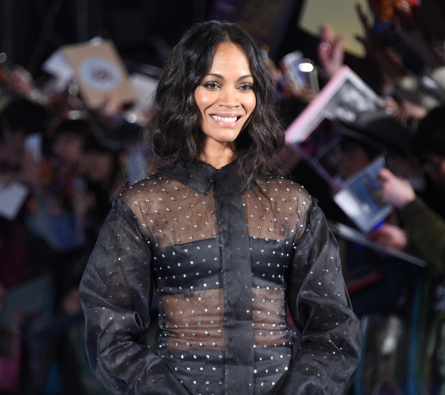 ゾーイ・サルダナ／映画『ガーディアンズ・オブ・ギャラクシー：リミックス』の「ギャラクシー・カーペット・イベント」