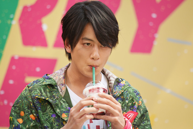 溝端淳平「新作フラペチーノ発表会」