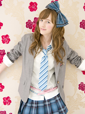 『ワイルド・ガール』応援隊長ベッキー・クルーエルPV撮影