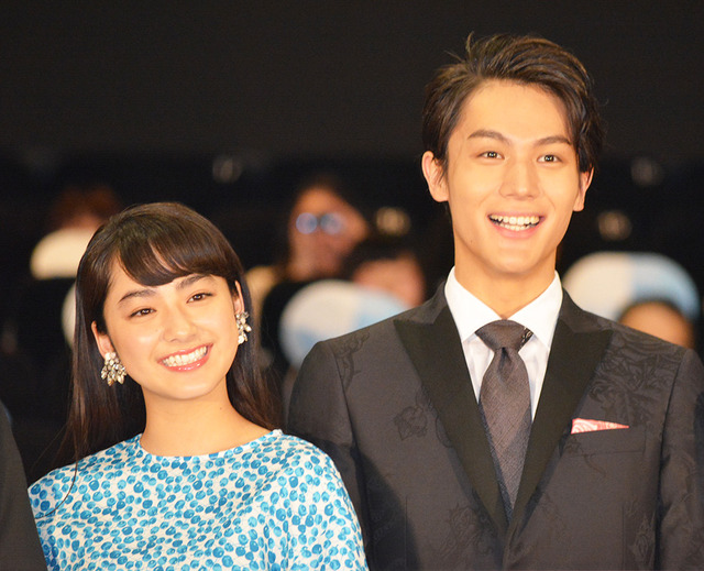 平祐奈＆中川大志／『ReLIFE リライフ』初日舞台挨拶