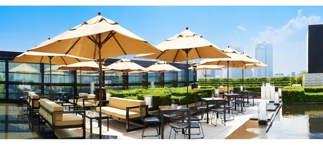 シャネル銀座ビルディングの屋上テラス「ル・ジャルダン・ドゥ・ツイード」