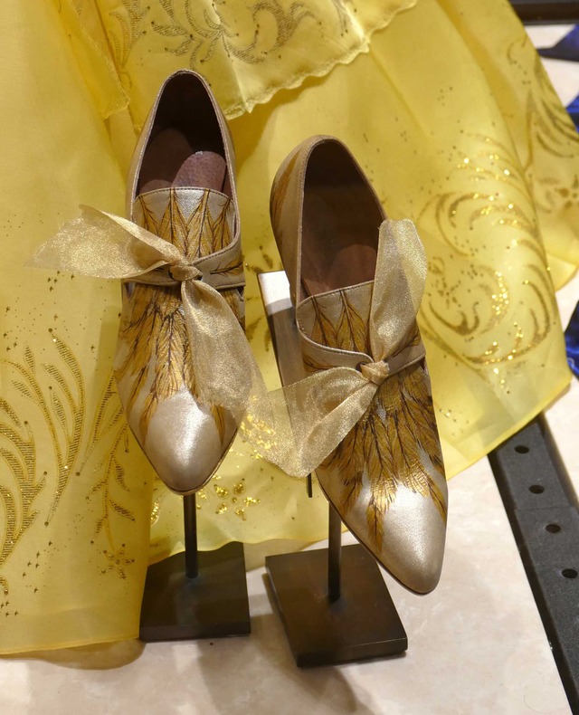 「『美女と野獣』の世界展 at GINZA MITSUKOSHI」展示されている衣装＆小物