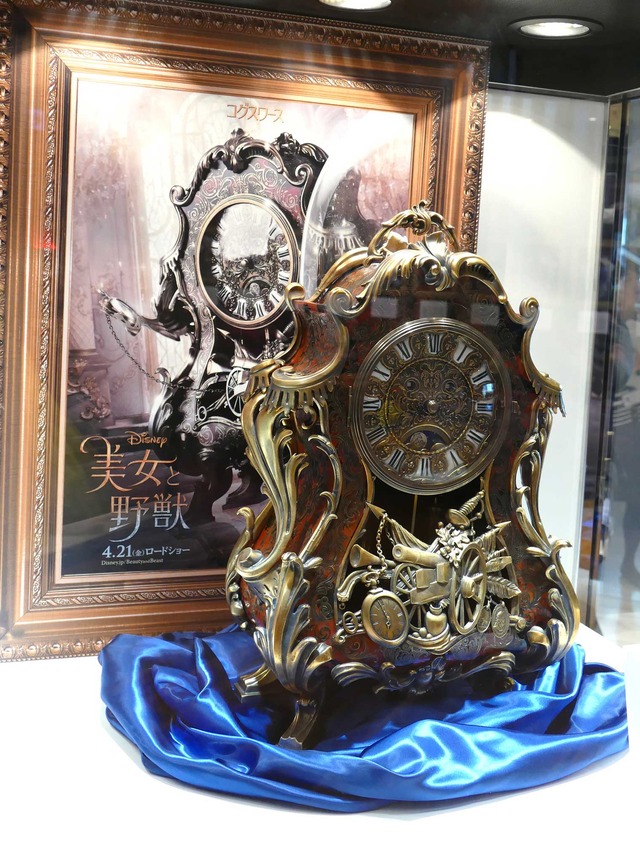 「『美女と野獣』の世界展 at GINZA MITSUKOSHI」展示されている衣装＆小物