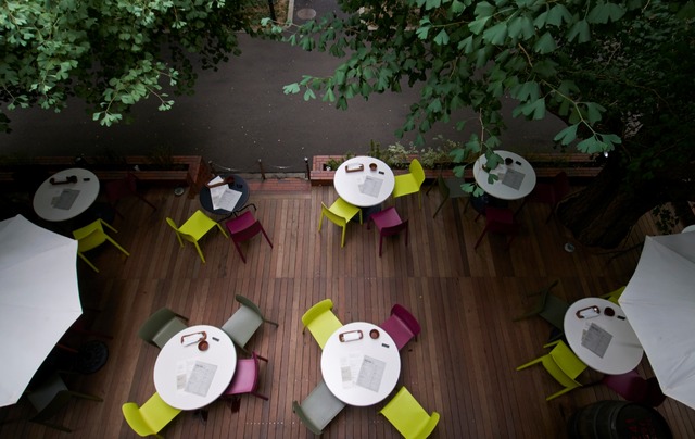 「キハチ 青山本店」テラス席